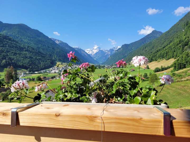 Nomady Hof-Stellplatz Stein in Schwanden 