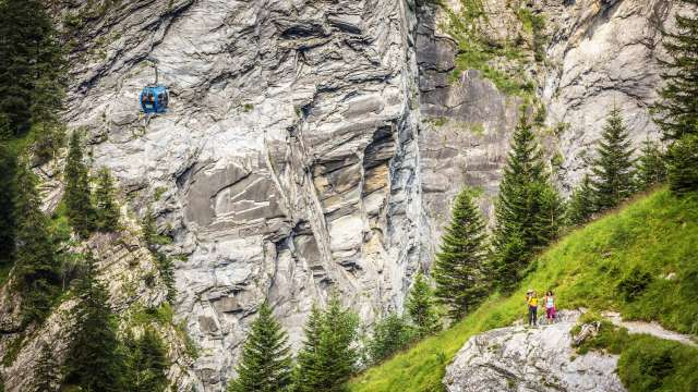 Höhenmeter sparen mit den Glarner Bergbahnen