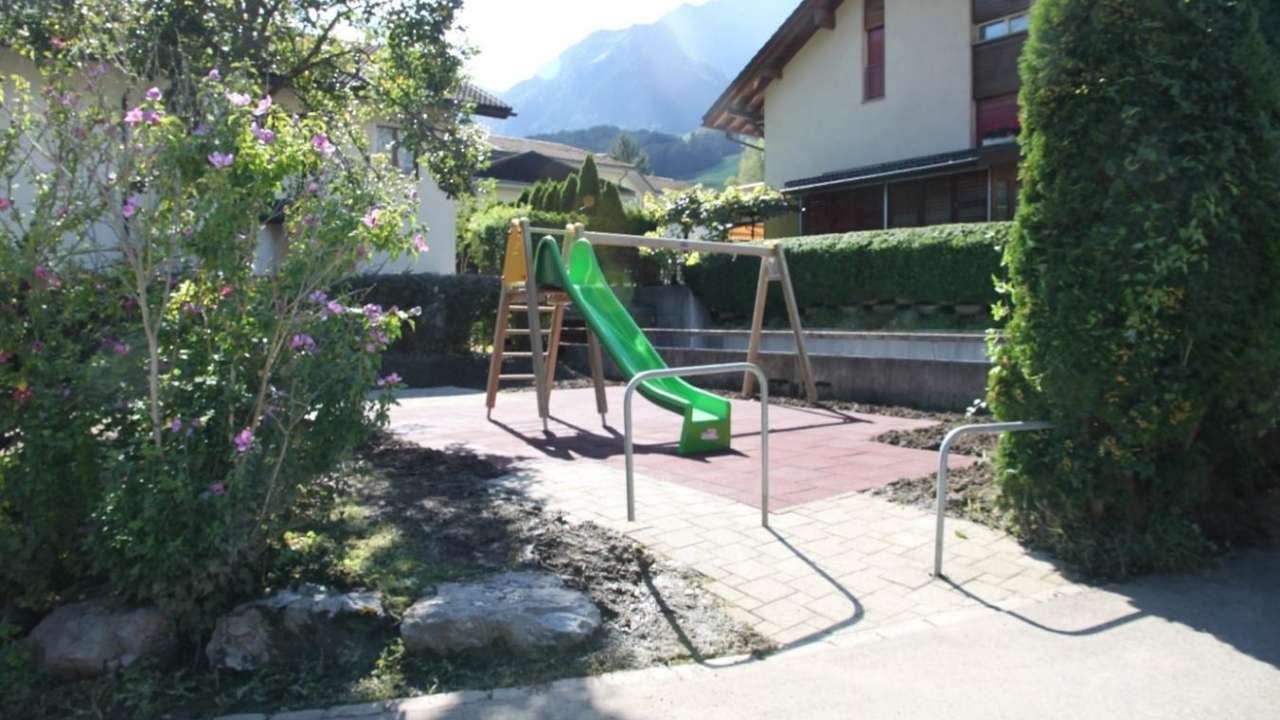 Spielplatz Mitlödi, Quartier Fuhr
