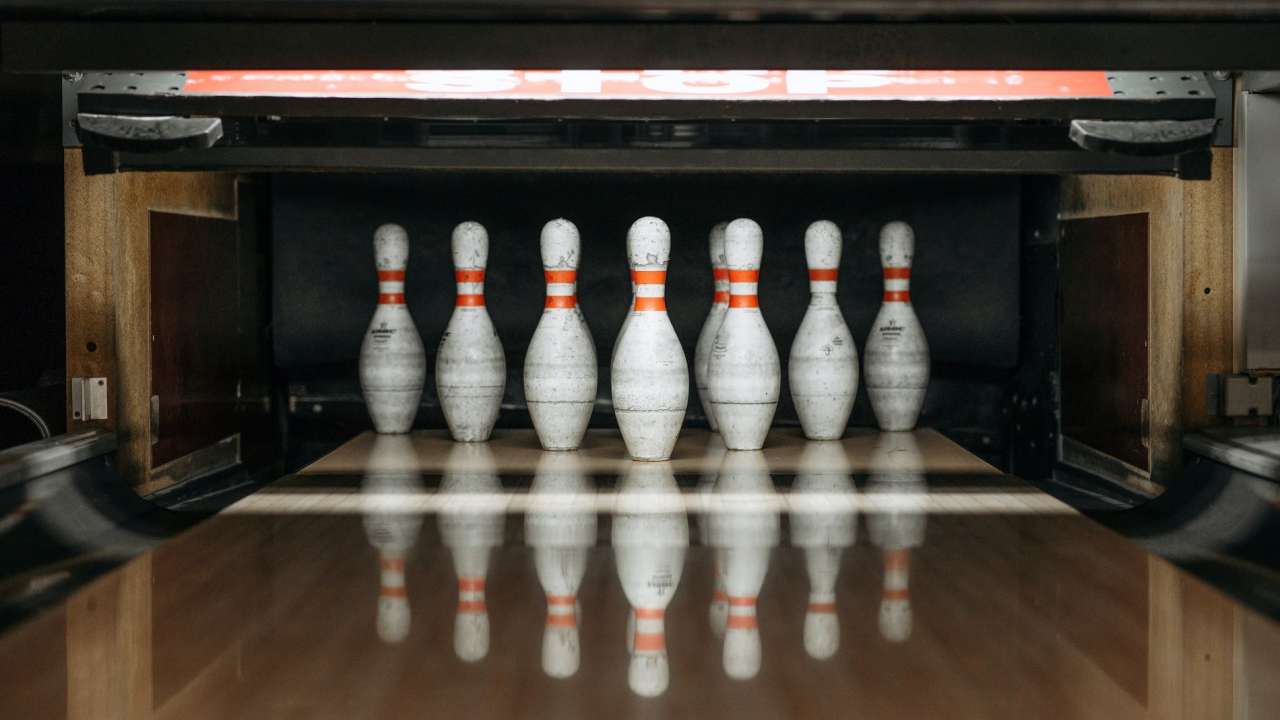 Kegelbahn im Hotel des Sportzentrums Kerenzerberg