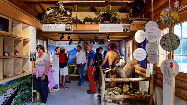 Die HolzART-Woche trifft auf das 475 Jahre Jubiläum im Freiberg Kärpf –  eine schöne Symbiose