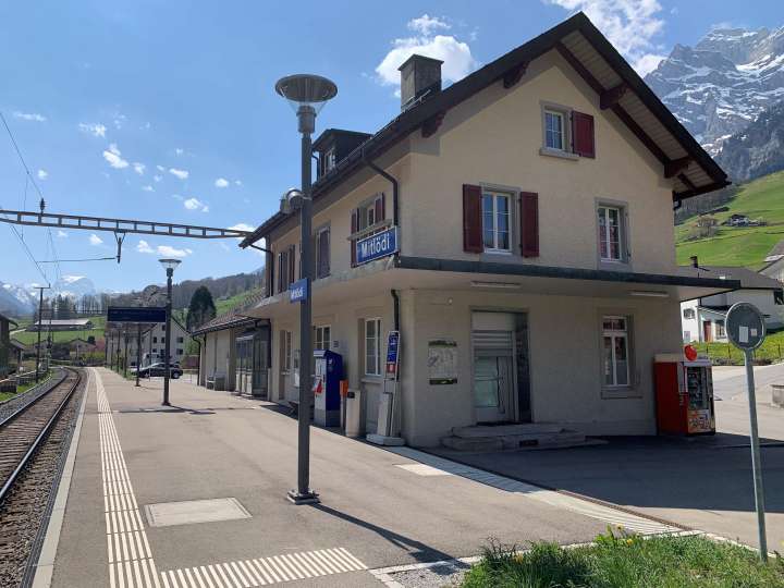 dieGASTgeberei.ch - Revier schlicht und bahnsinnig