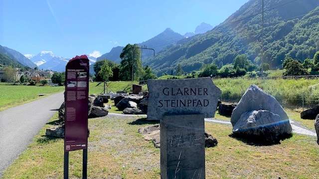 Glarner Steinpfad Schwanden
